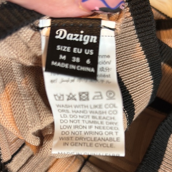 Tan and Black Ribbed Crop Tank Top - Picture 5 of 8